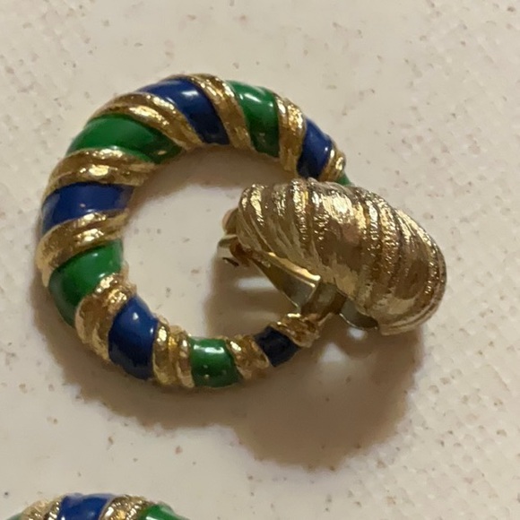 Joseph Mazer Clip Earrings Gold-Tone and Enamel Removable Charm. Vintage. - Picture 9 of 14